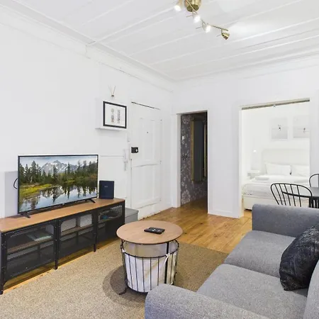 Apartman Charming 1br In The Heart Of Bairro Alto | By Airnest *