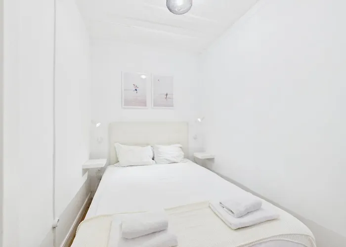 Charming 1br In The Heart Of Bairro Alto | By Airnest Apartman Lisboa
